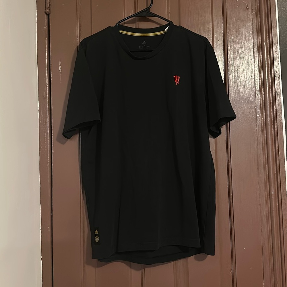 Manchester United Adidas Shirt